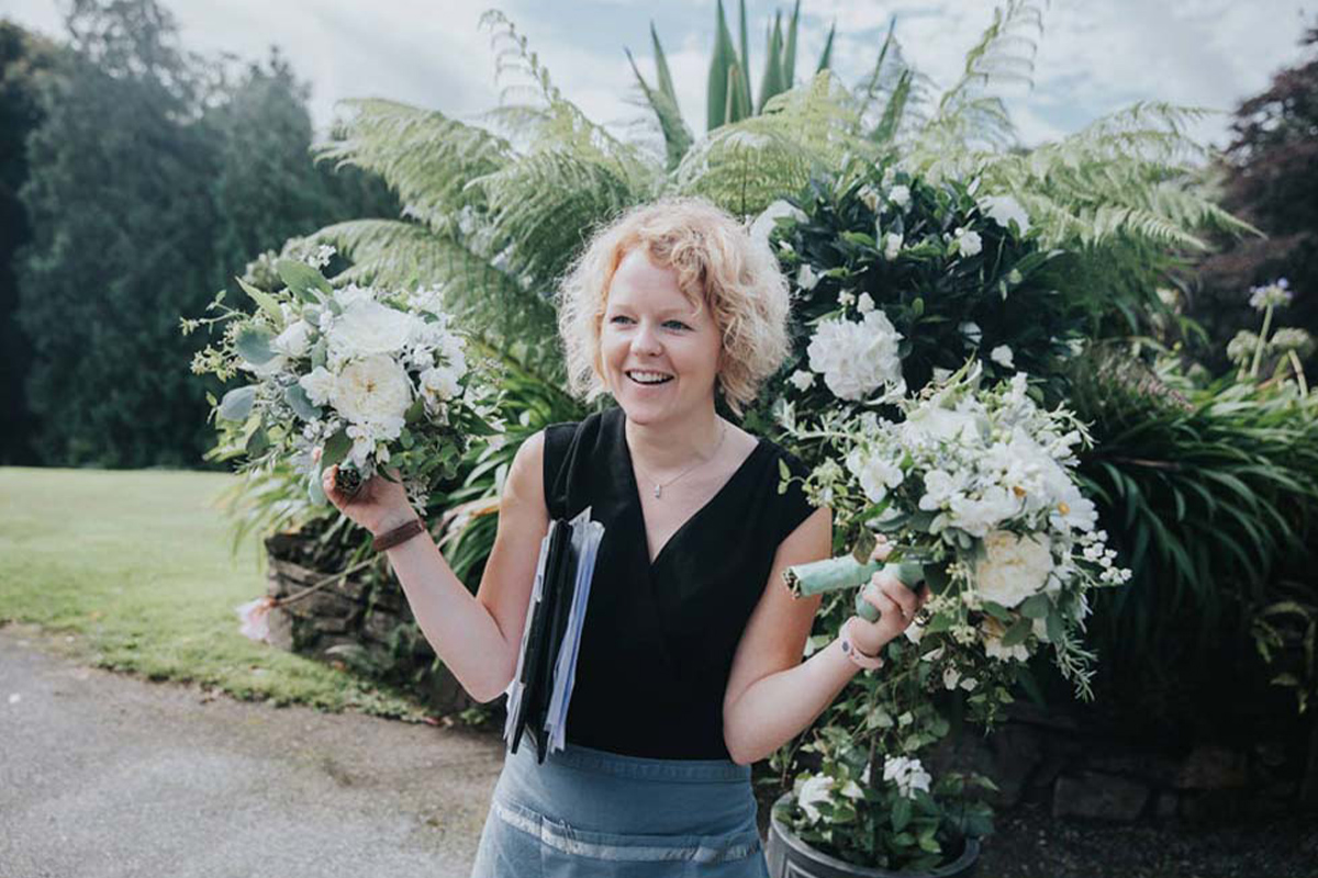 What is the difference between a venue co-ordinator & a wedding planner?