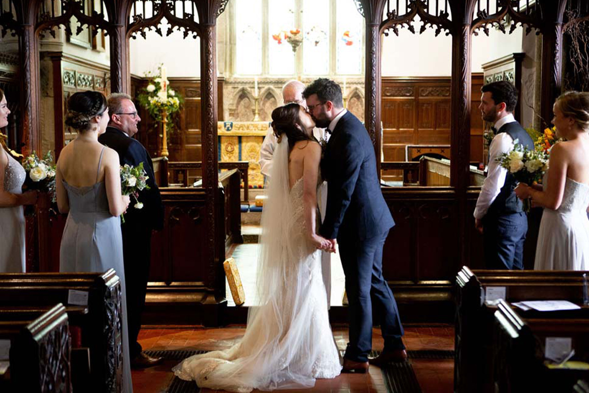 A church wedding in Cornwall – Launcells Barton
